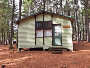 <b>Cabin 3 "Luther Inn"</b>